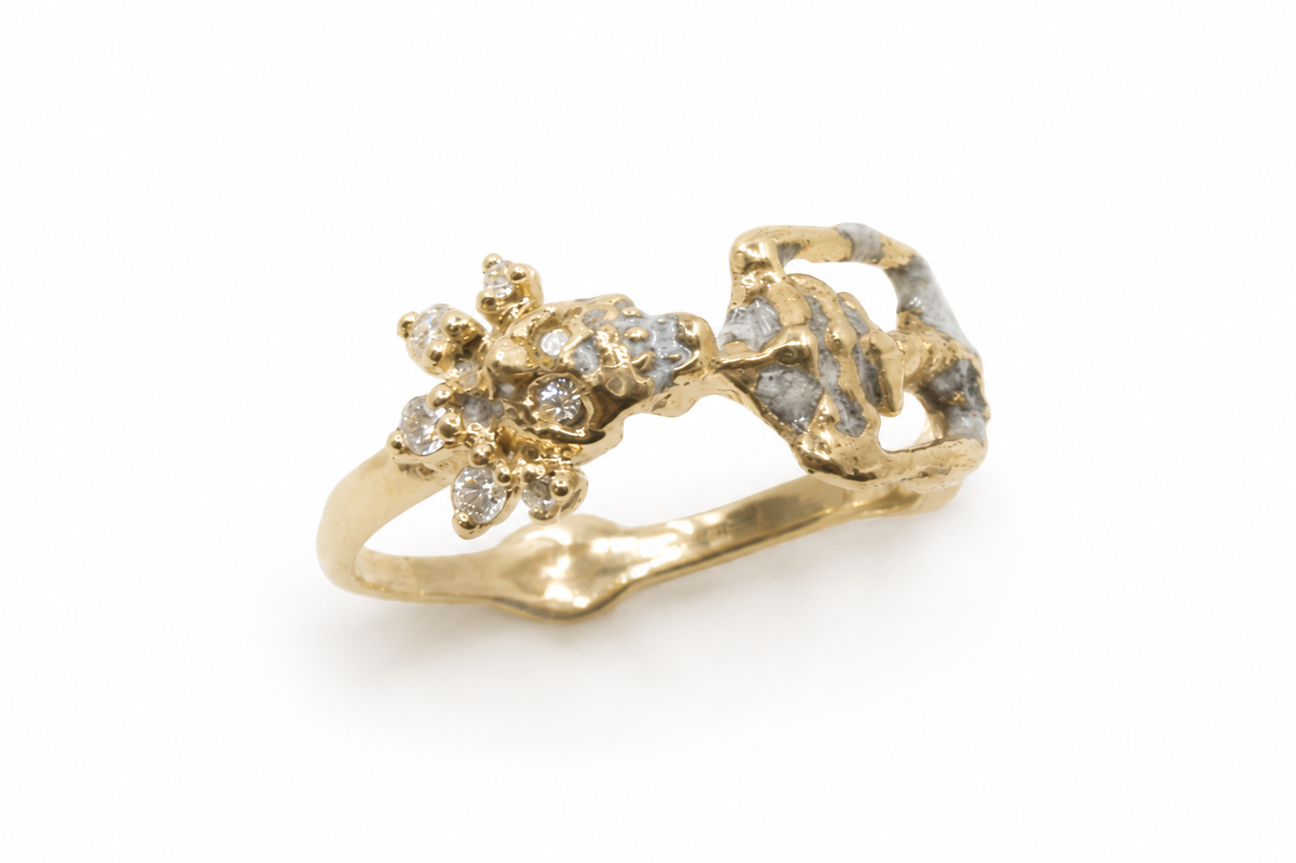 Skeleton Queen Ring