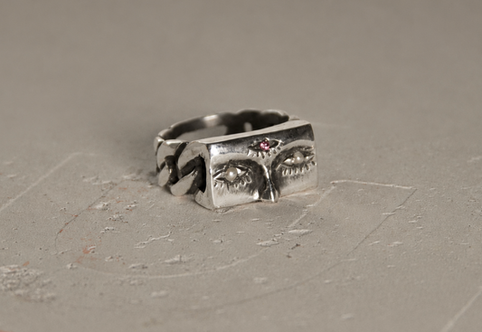 Argus Ring Pearly Eyes